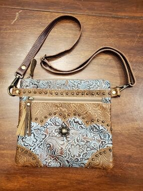 Embossed Floral Crossbody Leather Purse in Brown and Light Blue